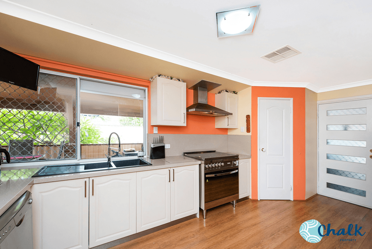 47 Leeuwin Parade, ROCKINGHAM, WA 6168