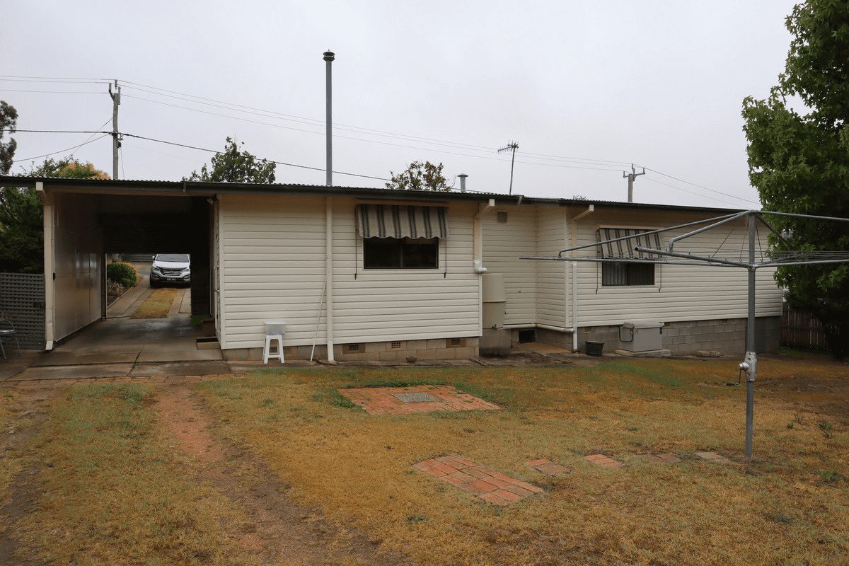 3 McDonald Avenue, Cooma, NSW 2630