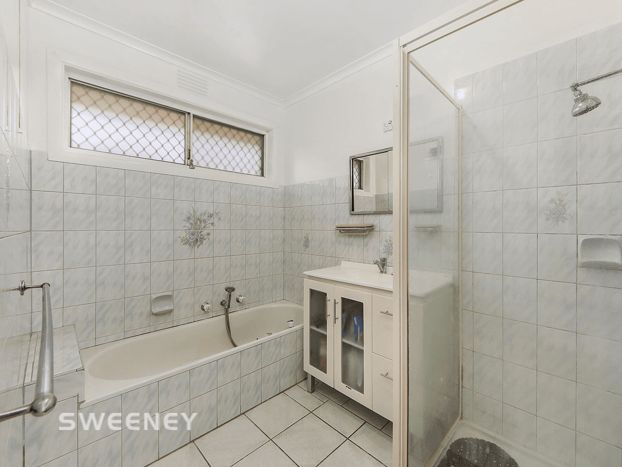 28 Swansea Parade, St Albans, VIC 3021