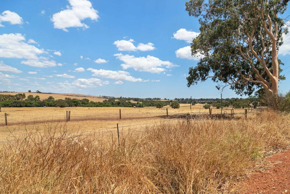 Cheriton Road, Gingin, WA 6503
