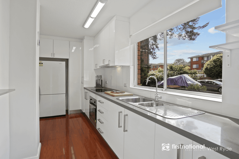 11./7 Meadow Crescent, Meadowbank, NSW 2114