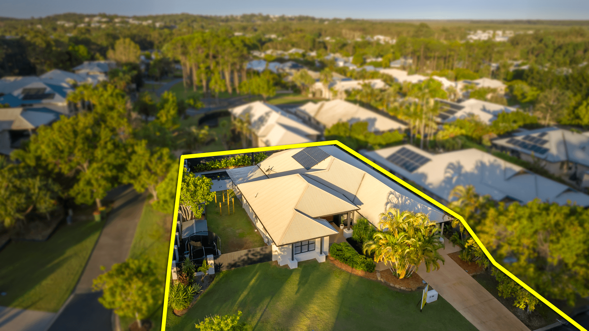 17 Drumbeat Place, COOMERA WATERS, QLD 4209