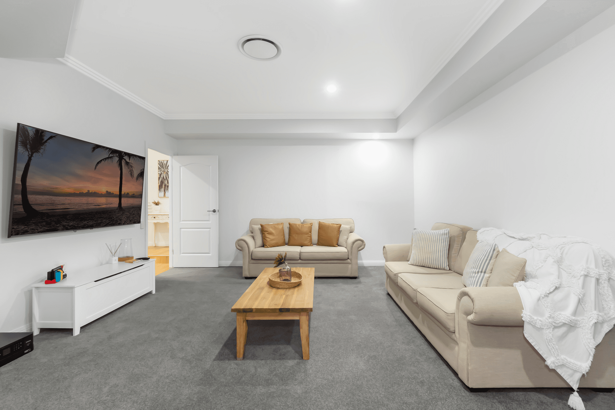 17 Drumbeat Place, COOMERA WATERS, QLD 4209