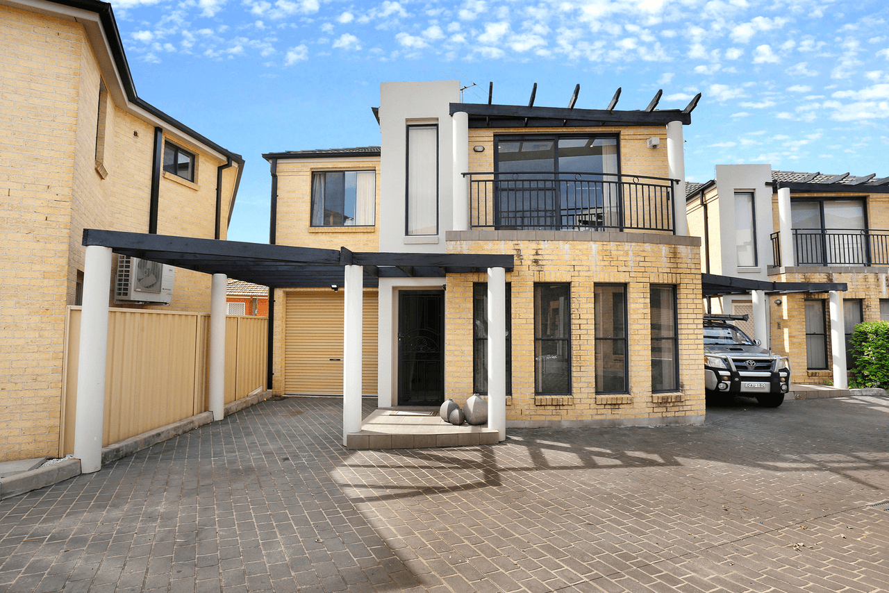 3/38 Junction Road, MOOREBANK, NSW 2170