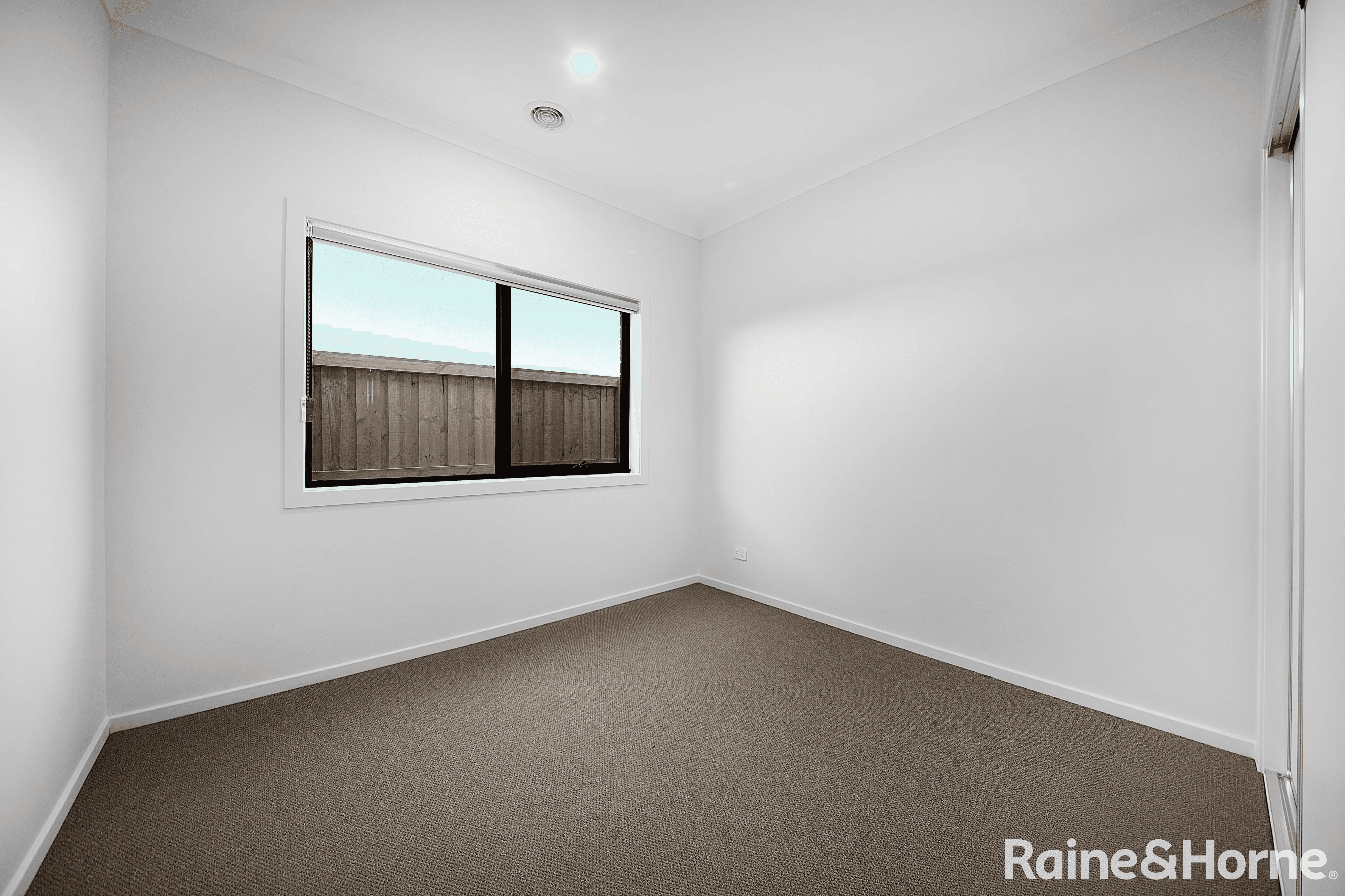 1 Damesfly Circuit, TARNEIT, VIC 3029