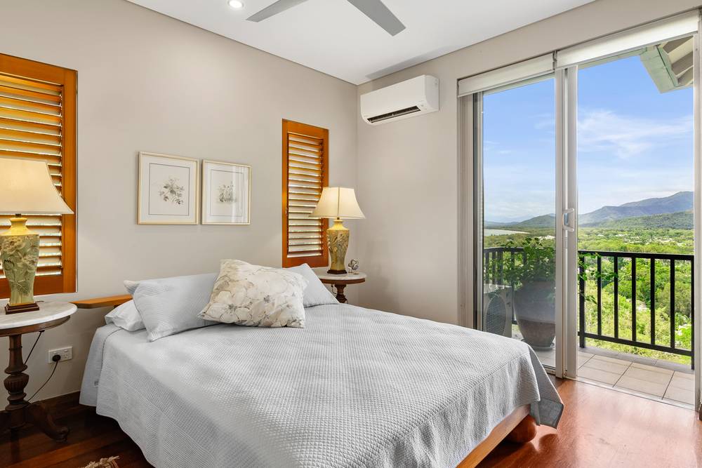 9/13 Colonel Cummings Drive, Palm Cove, QLD 4879