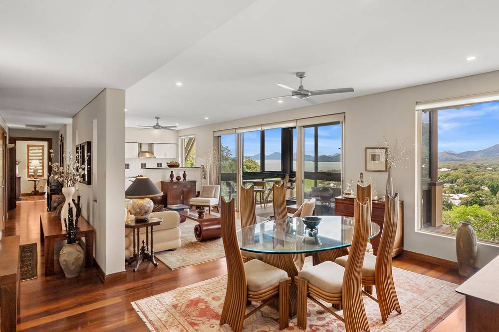 9/13 Colonel Cummings Drive, Palm Cove, QLD 4879