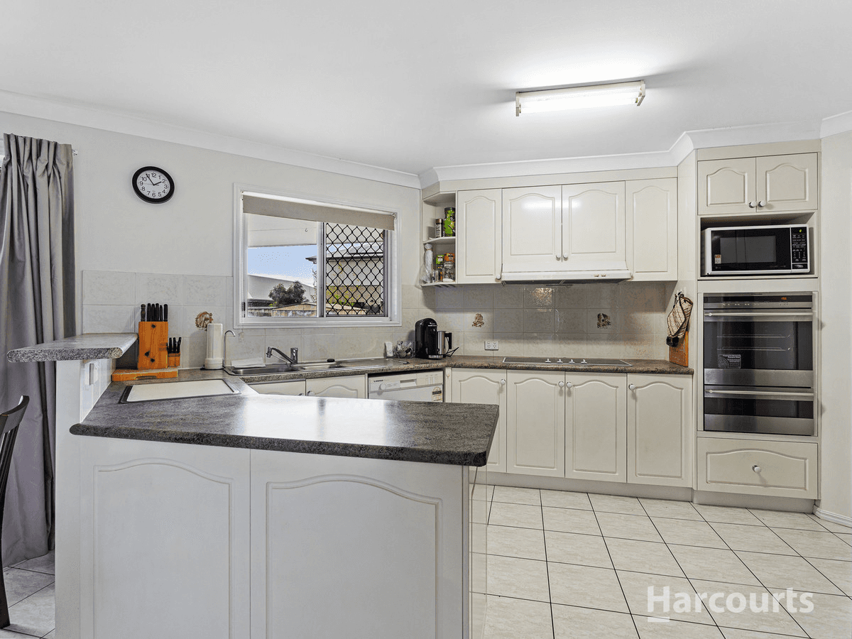 7 Regency Court, Strathpine, QLD 4500