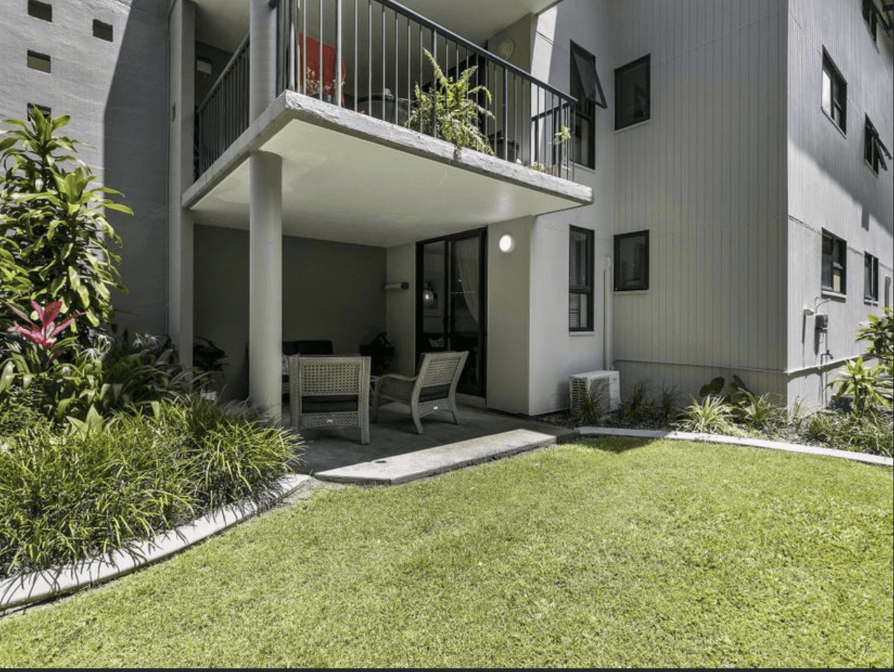 Unit 4/9 Rainbow Shores Dr, Rainbow Beach, QLD 4581