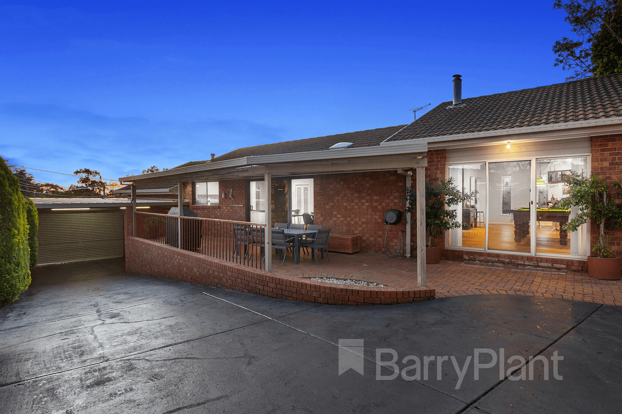 39 Stuart Close, Bayswater North, VIC 3153