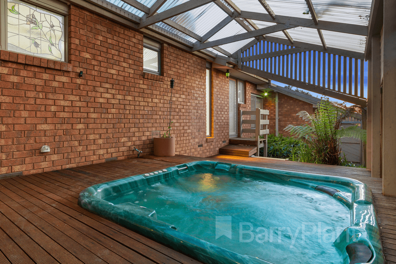 39 Stuart Close, Bayswater North, VIC 3153