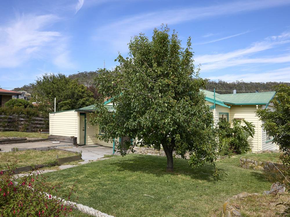 51 Burgess Street, BICHENO, TAS 7215
