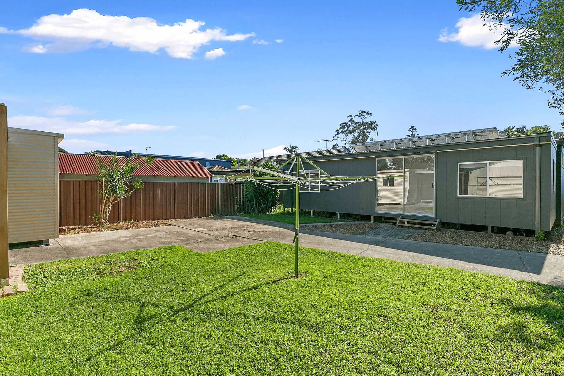 2 Layden Avenue, Engadine, NSW 2233