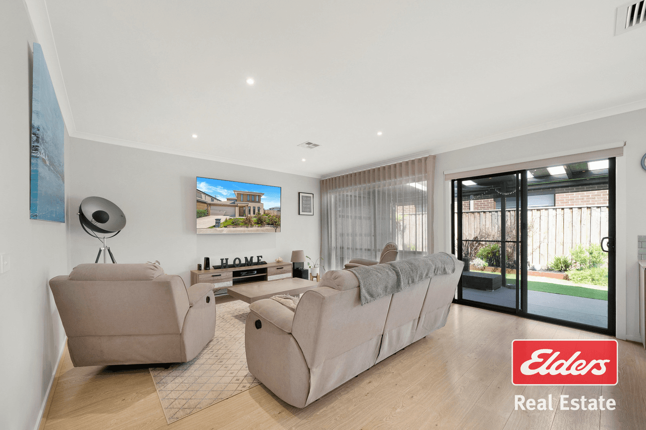 14 Squadron Road, Point Cook, VIC 3030