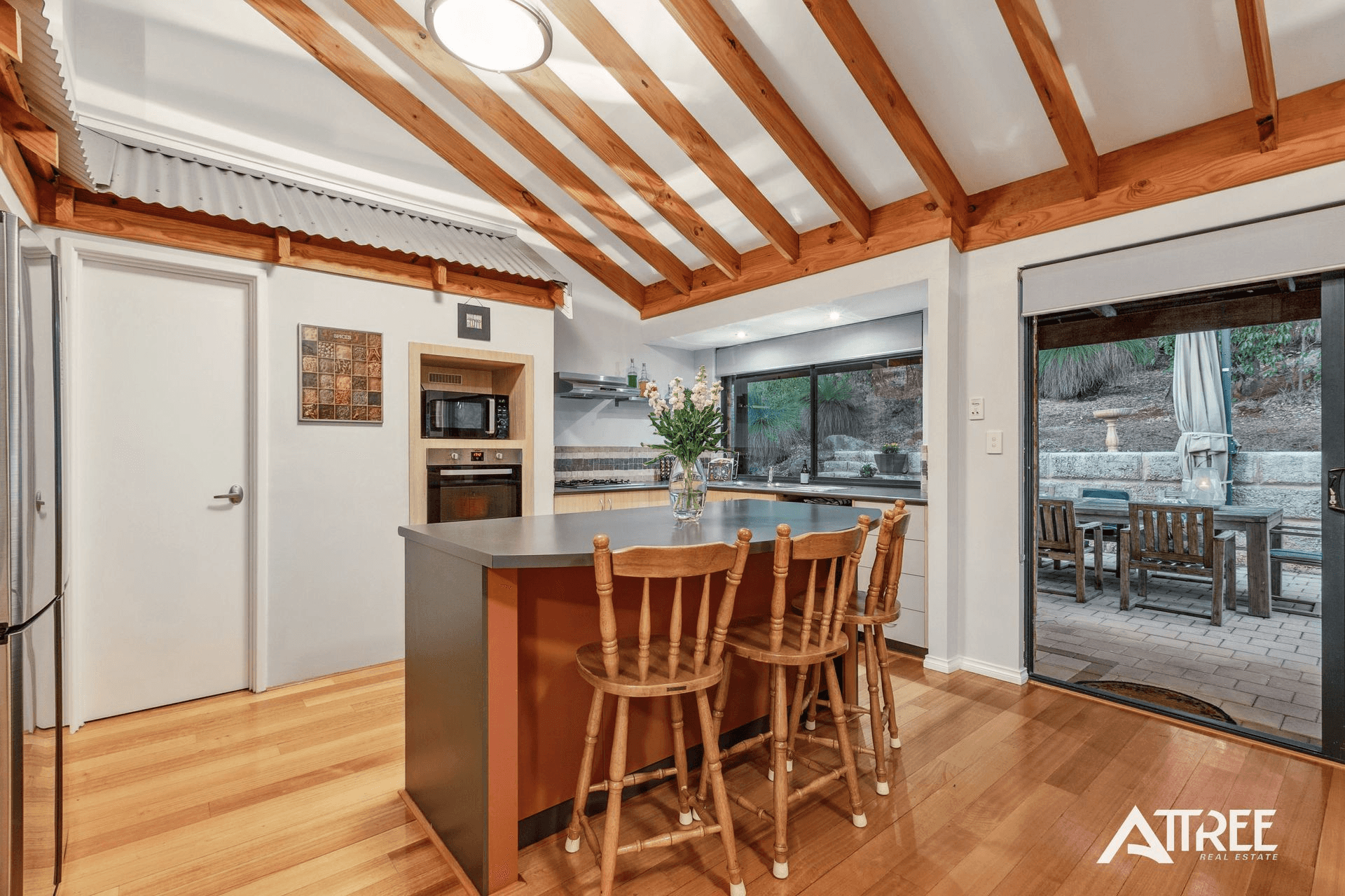 6 Summit View, Mount Richon, WA 6112