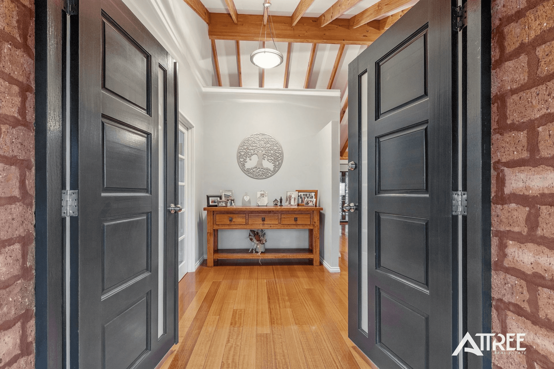 6 Summit View, Mount Richon, WA 6112