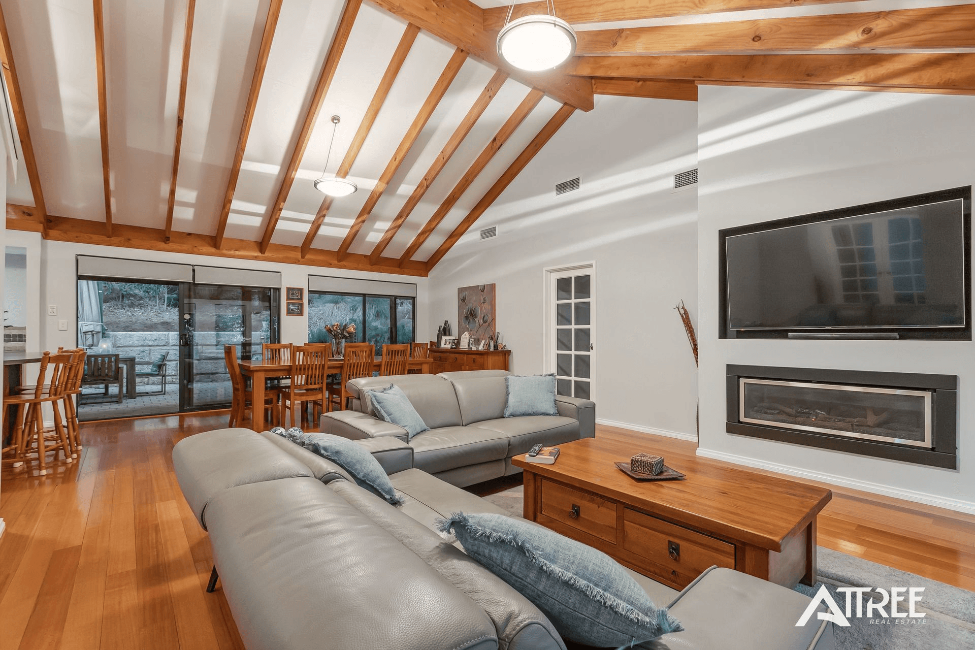 6 Summit View, Mount Richon, WA 6112