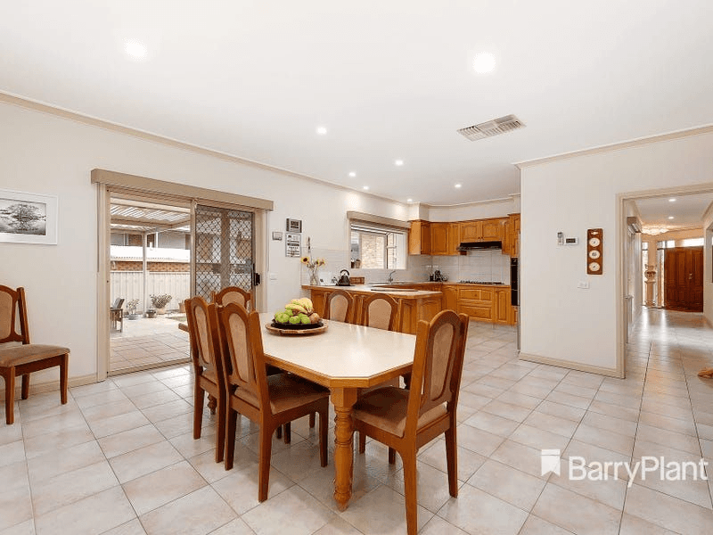 74 Arncliffe Boulevard, GREENVALE, VIC 3059