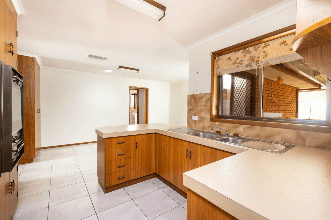 4 Clark Court, Mildura, VIC 3500