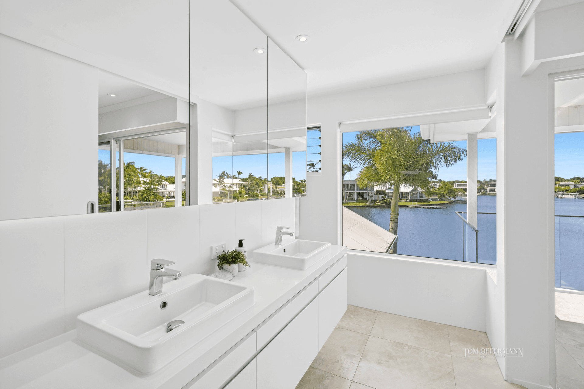 12 Topsails Place, Noosa Waters, QLD 4566