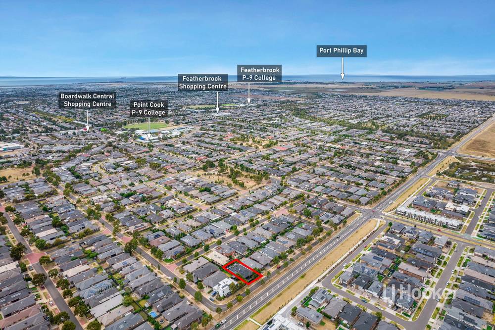 22 Walton Loop, POINT COOK, VIC 3030