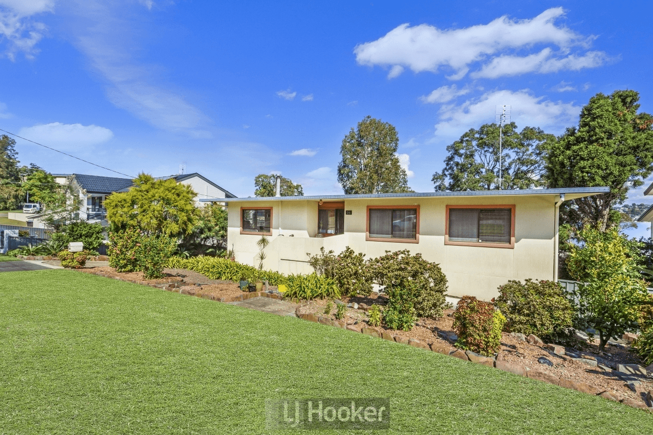 36 Alkrington Avenue, FISHING POINT, NSW 2283