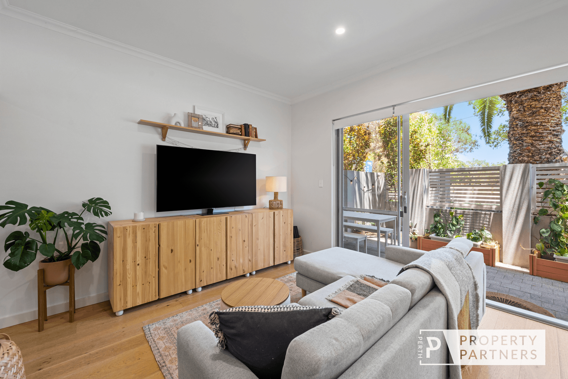 2/29 Dongara Street, Innaloo, WA 6018