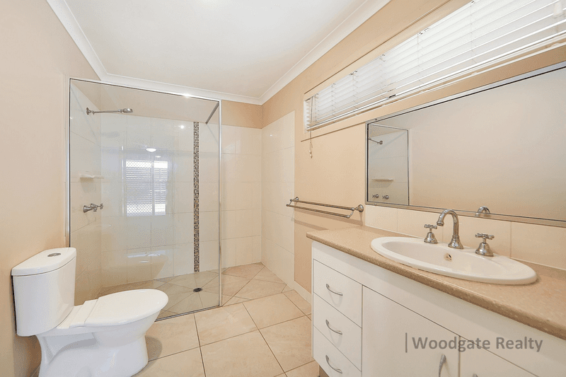 1  Pelican Way, Woodgate, QLD 4660