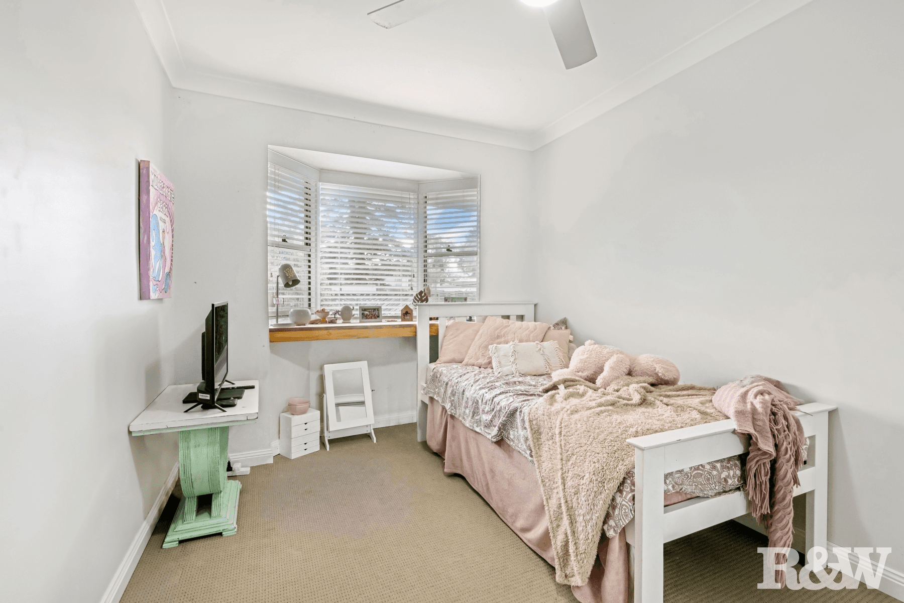 84 Gallipoli Avenue, Umina Beach, NSW 2257