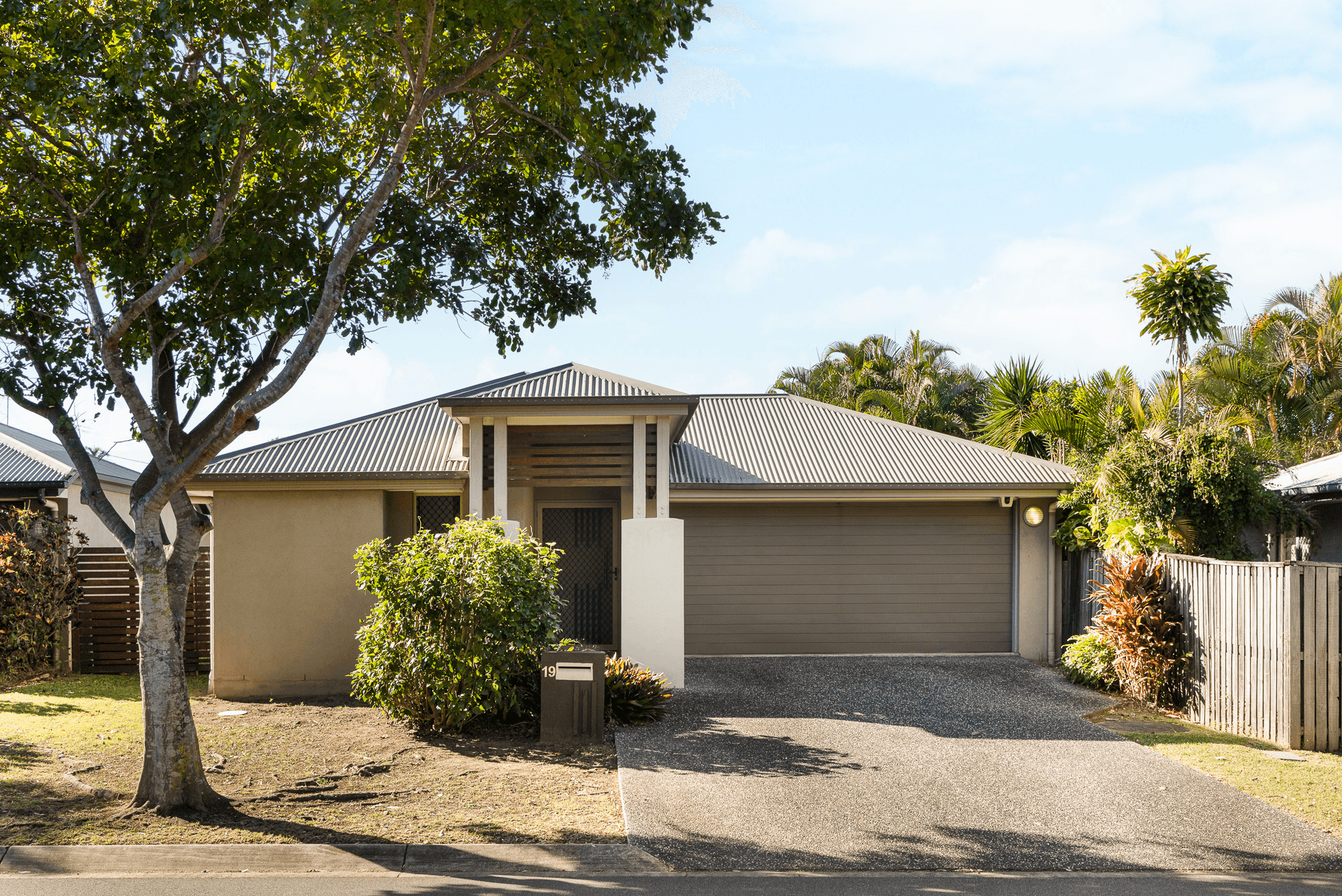 19 Birdwing Crescent, Kallangur, QLD 4503