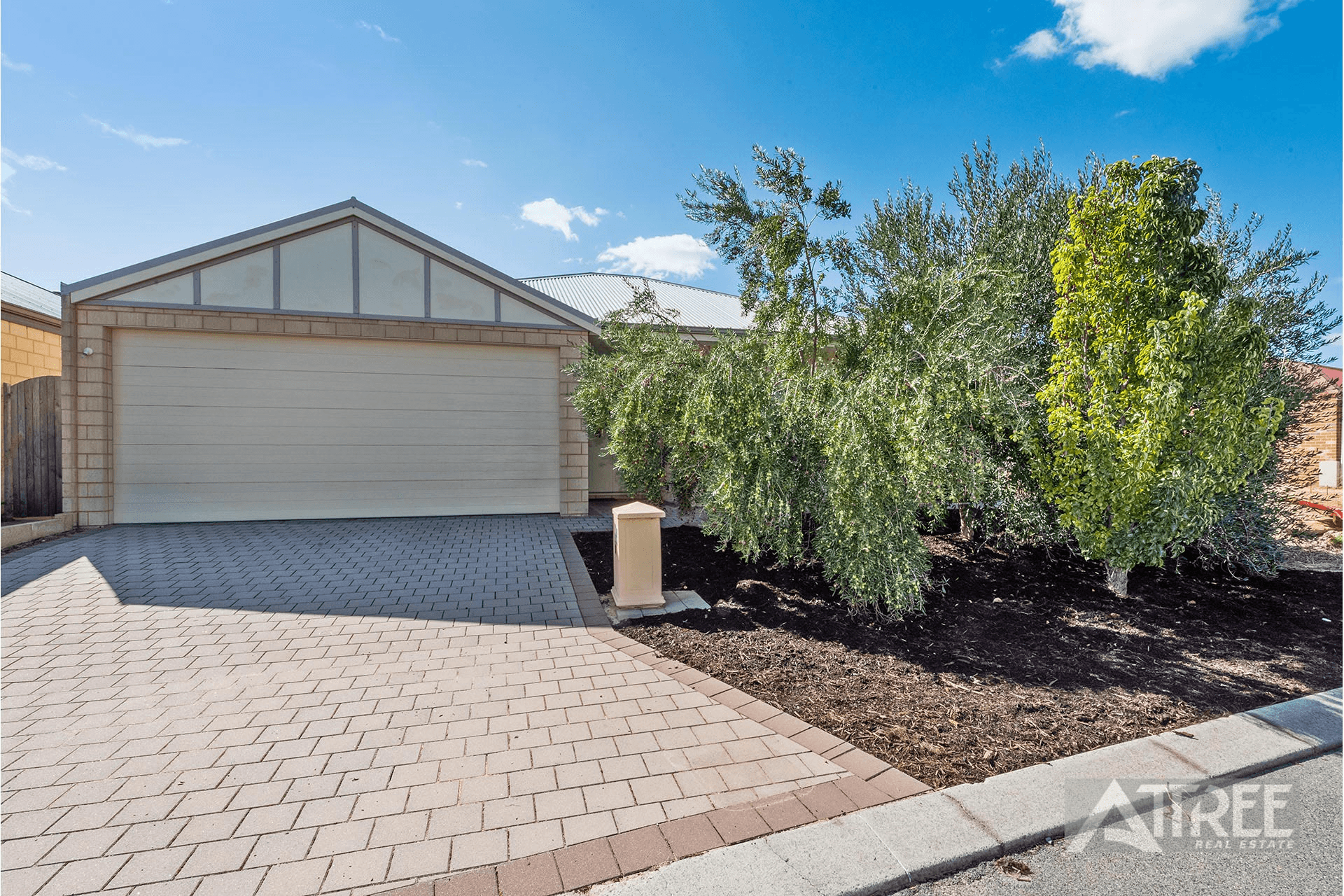 14 Crouch Place, CANNING VALE, WA 6155