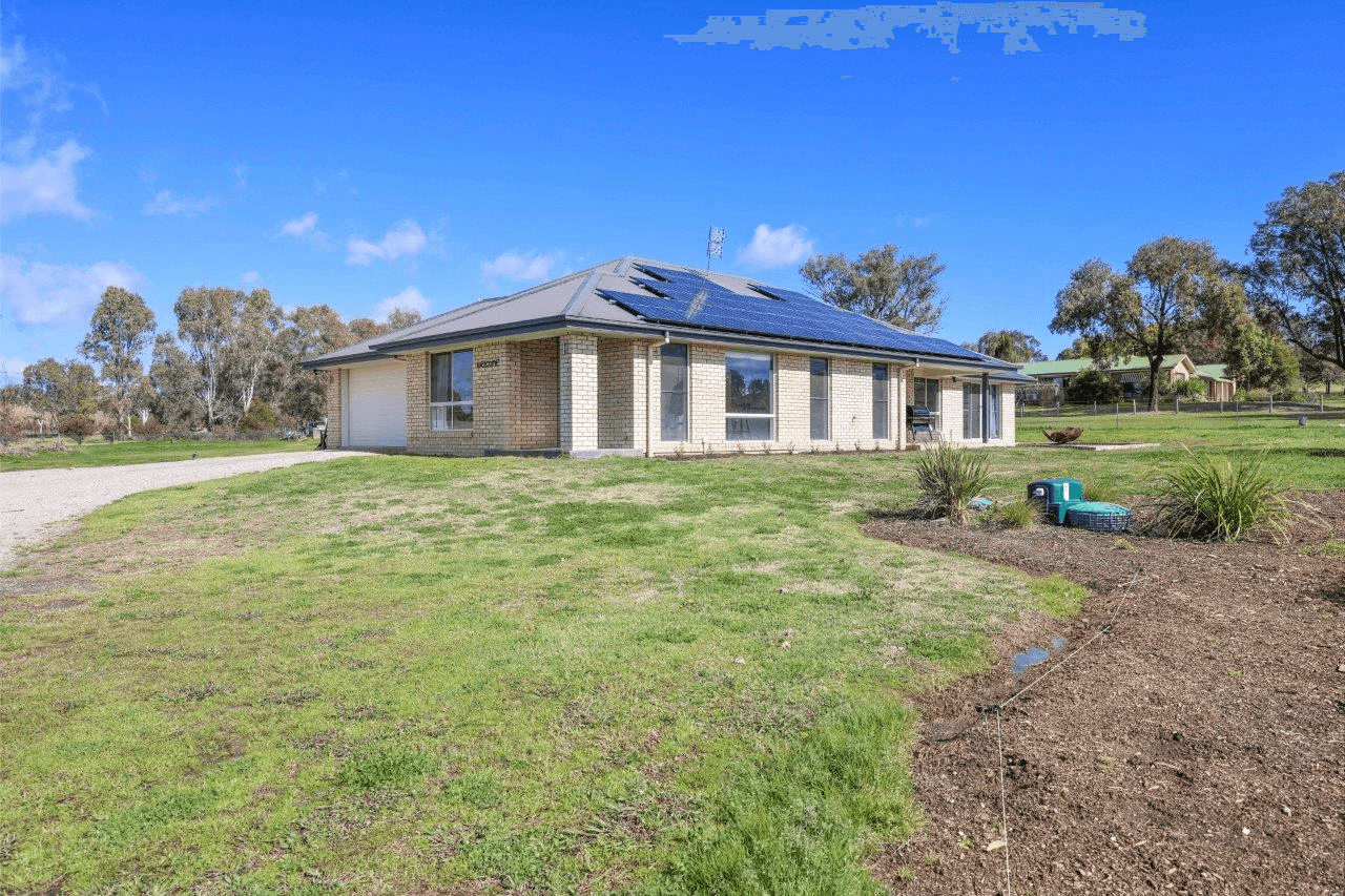 51 Spains Lane, TAMWORTH, NSW 2340