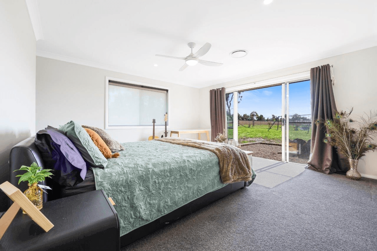 51 Spains Lane, TAMWORTH, NSW 2340