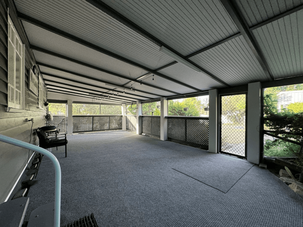 1 Bell Street, MONTO, QLD 4630