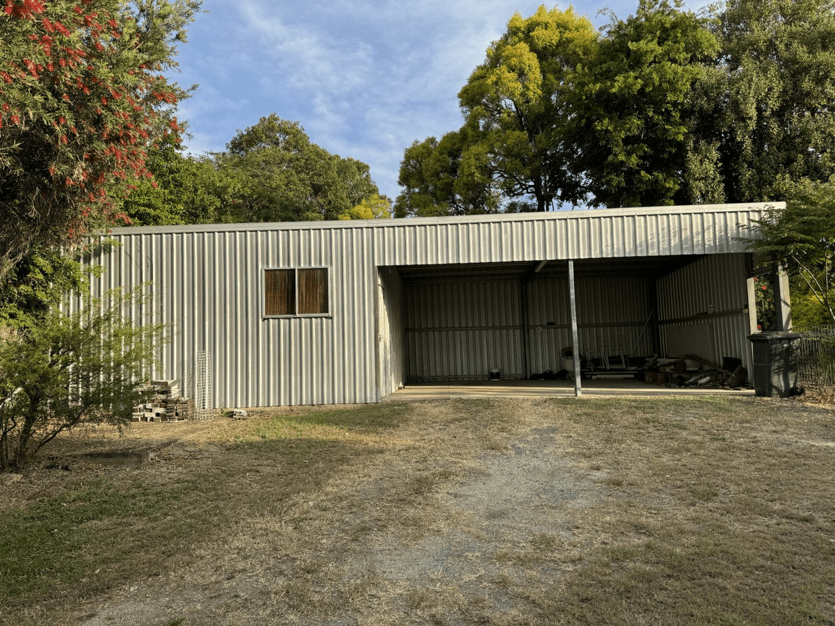 1 Bell Street, MONTO, QLD 4630