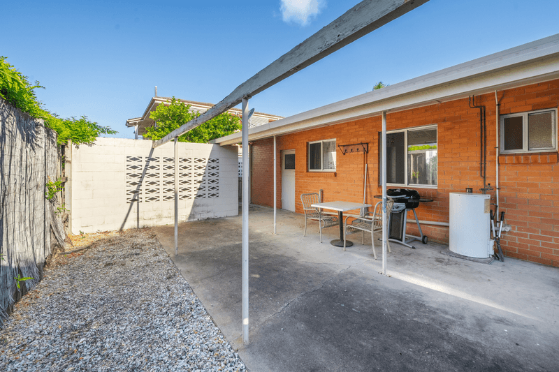 6 Rotary Crescent, REDCLIFFE, QLD 4020
