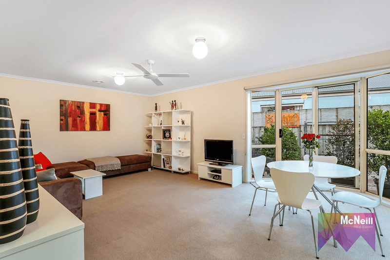 1 New Morning Way, MORNINGTON, VIC 3931