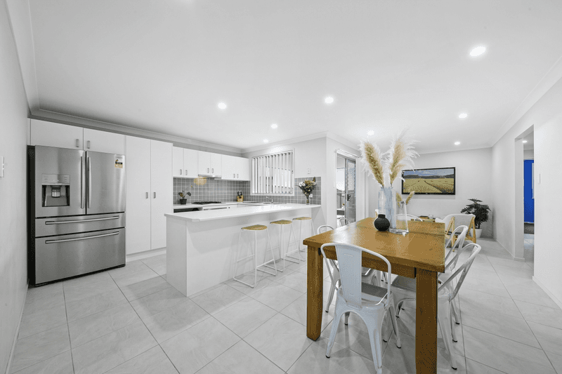 11 Triller Street, Aberglasslyn, NSW 2320