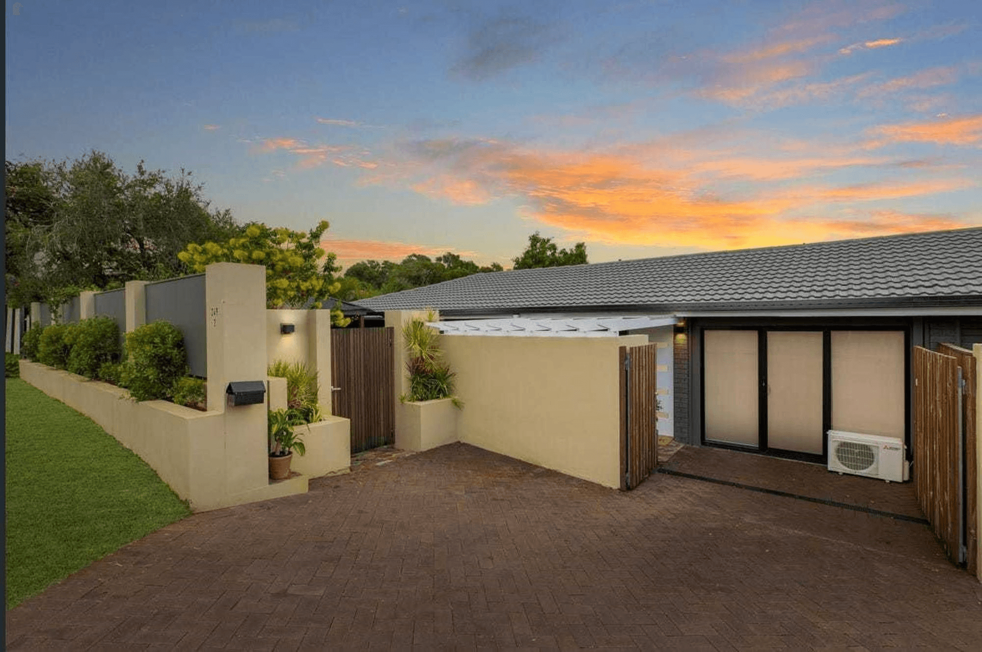 2/249 Bloomfield Street, CLEVELAND, QLD 4163