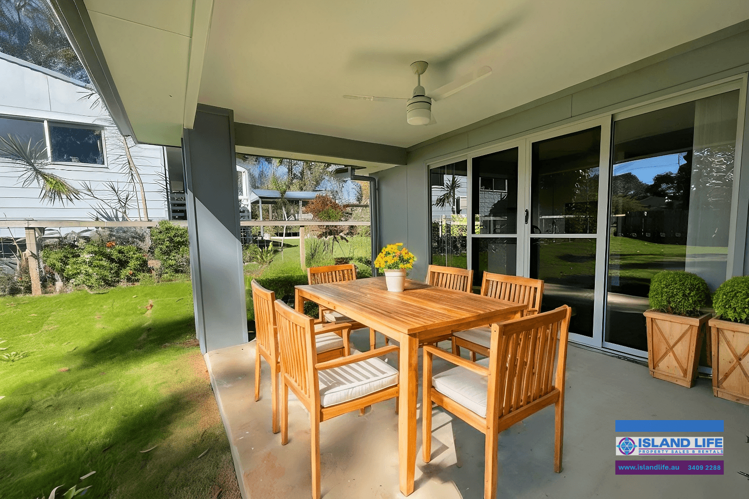 25 Rossi Avenue, RUSSELL ISLAND, QLD 4184