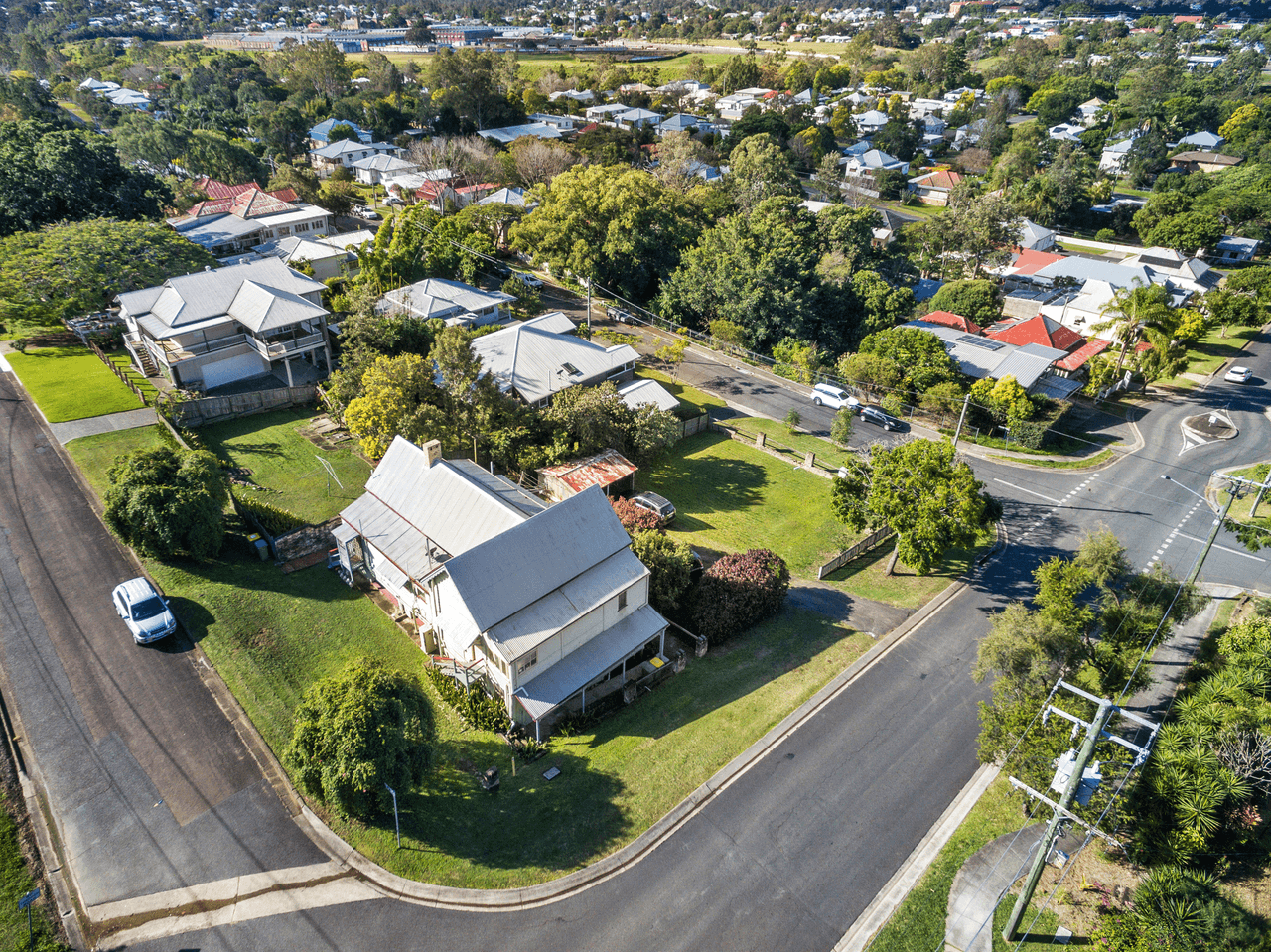 4 Panton Street, WOODEND, QLD 4305