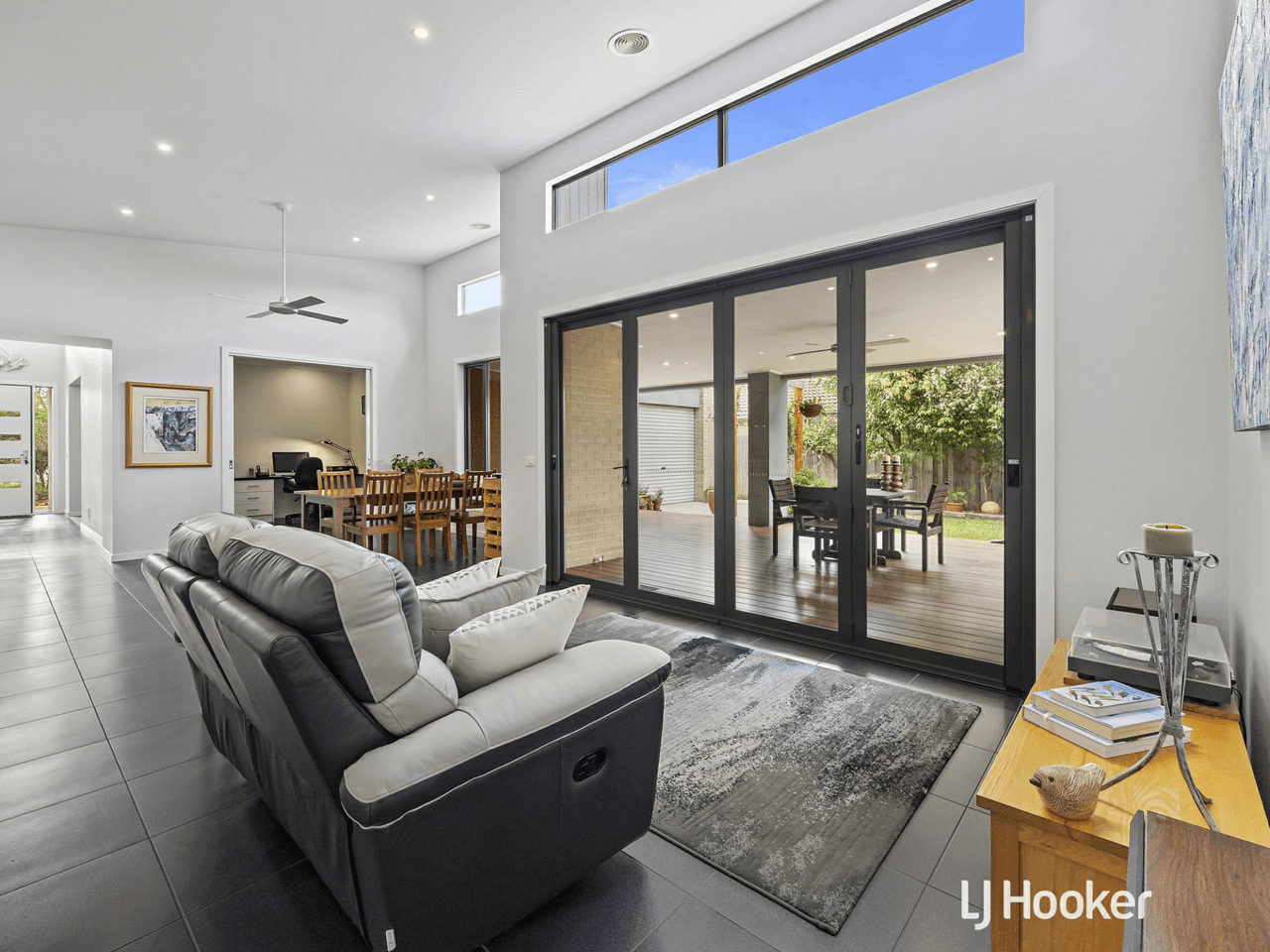 2 Honeyeater Circuit, INVERLOCH, VIC 3996