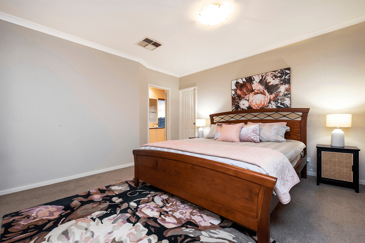 13 Cascade Avenue, DIANELLA, WA 6059