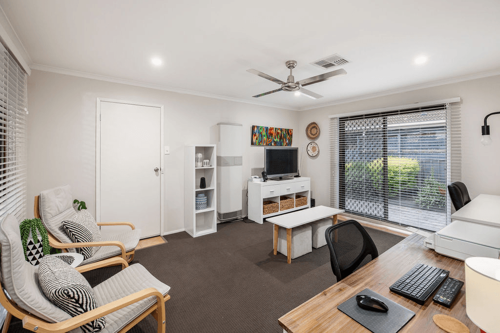 452 Dale Crescent, Lavington, NSW 2641