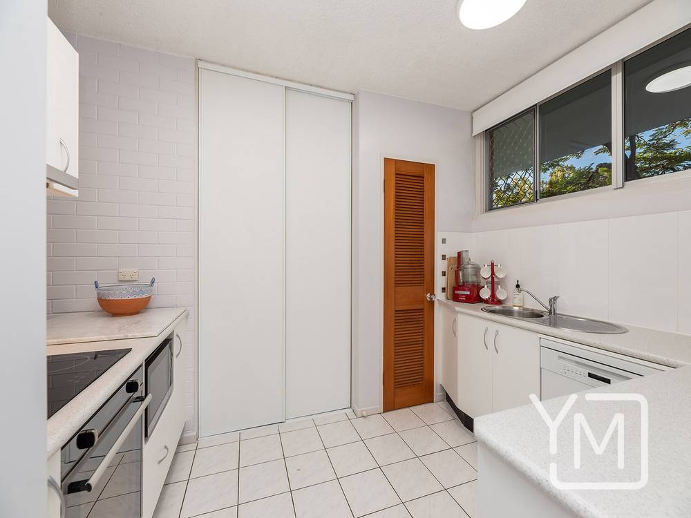 14/12 Queen Street, KINGS BEACH, QLD 4551