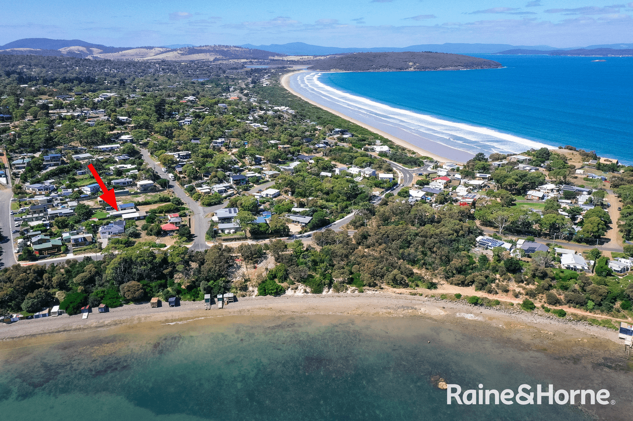 4 Lateena Street, DODGES FERRY, TAS 7173