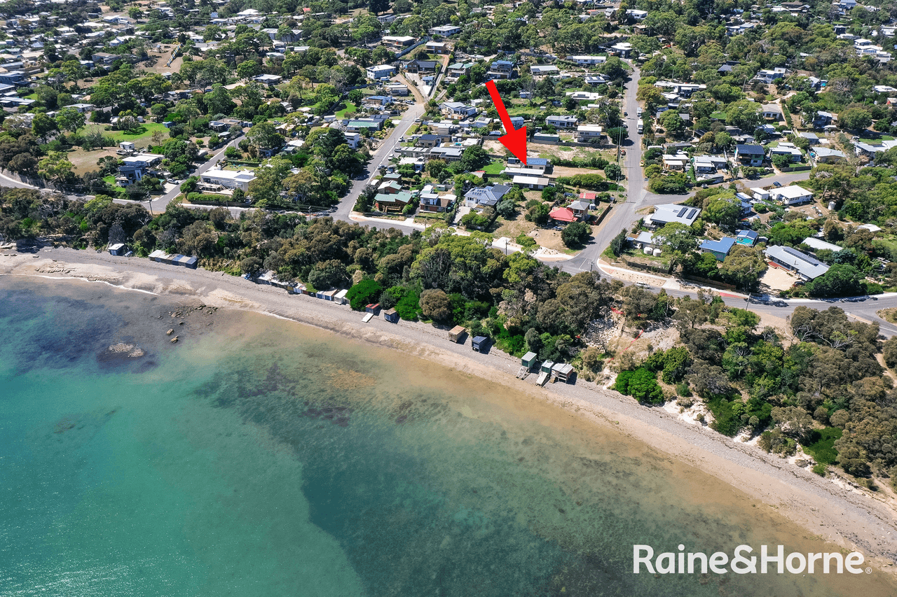 4 Lateena Street, DODGES FERRY, TAS 7173