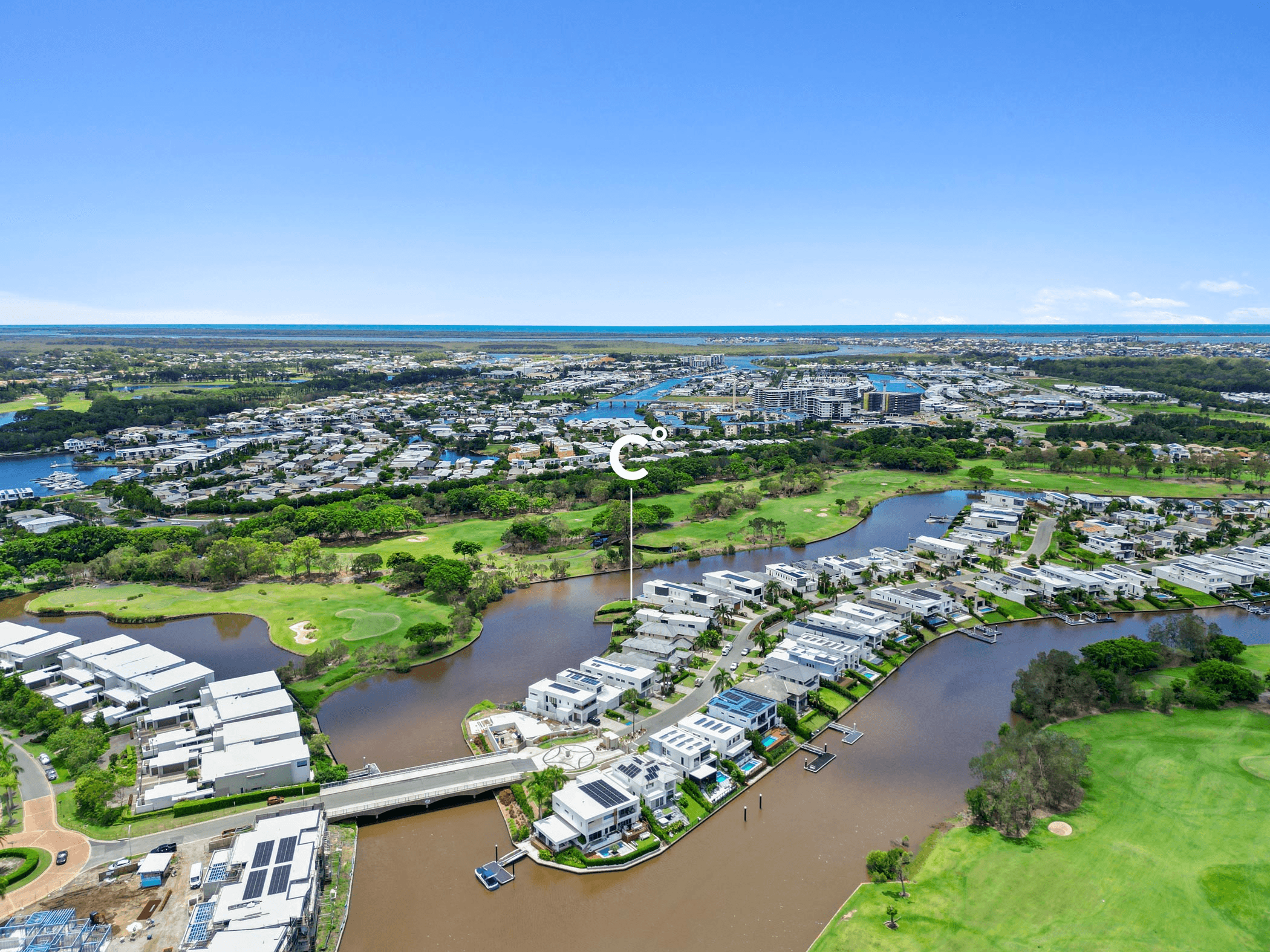 7677 Fairway Boulevard, HOPE ISLAND, QLD 4212