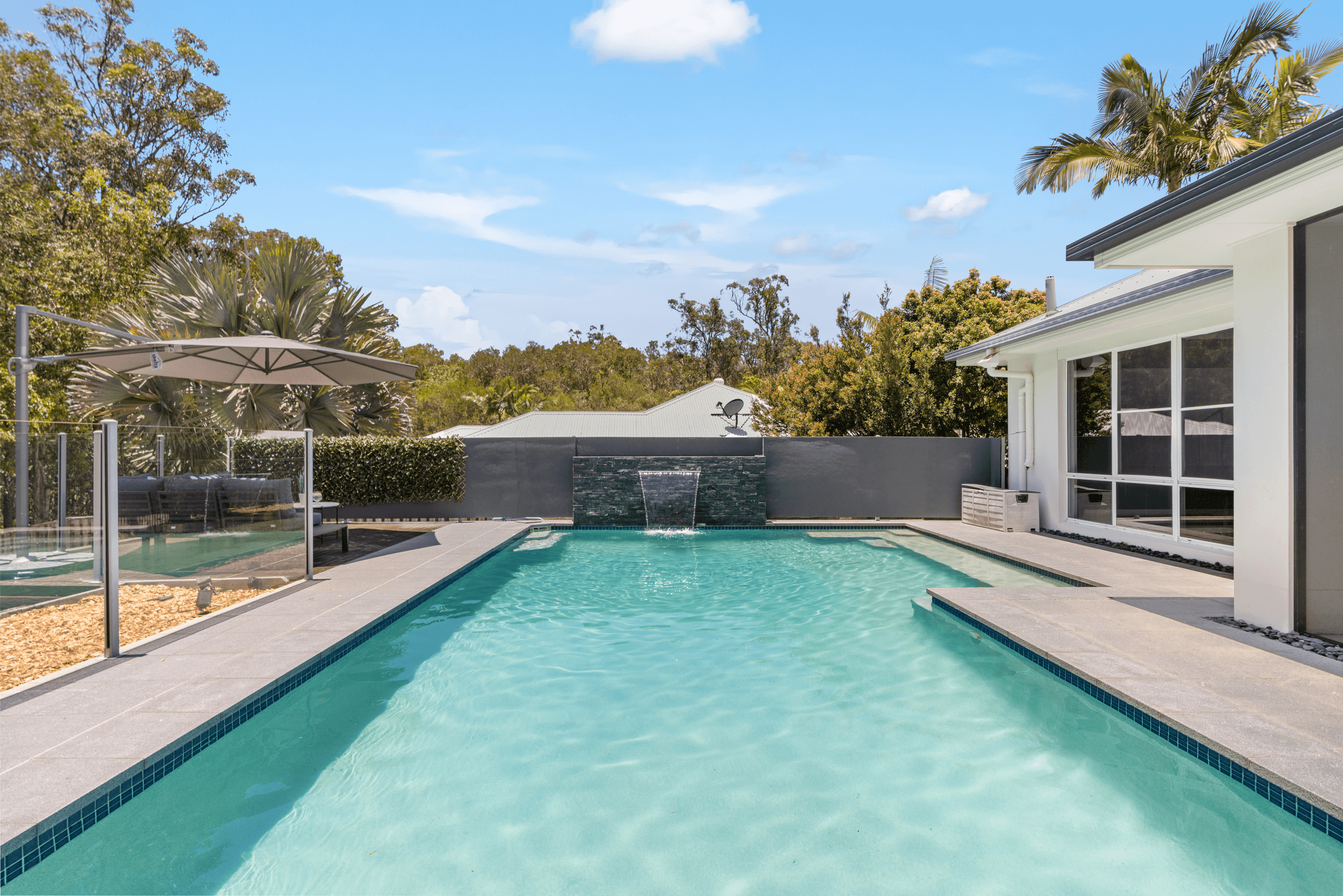 3 First Light Court, COOMERA WATERS, QLD 4209