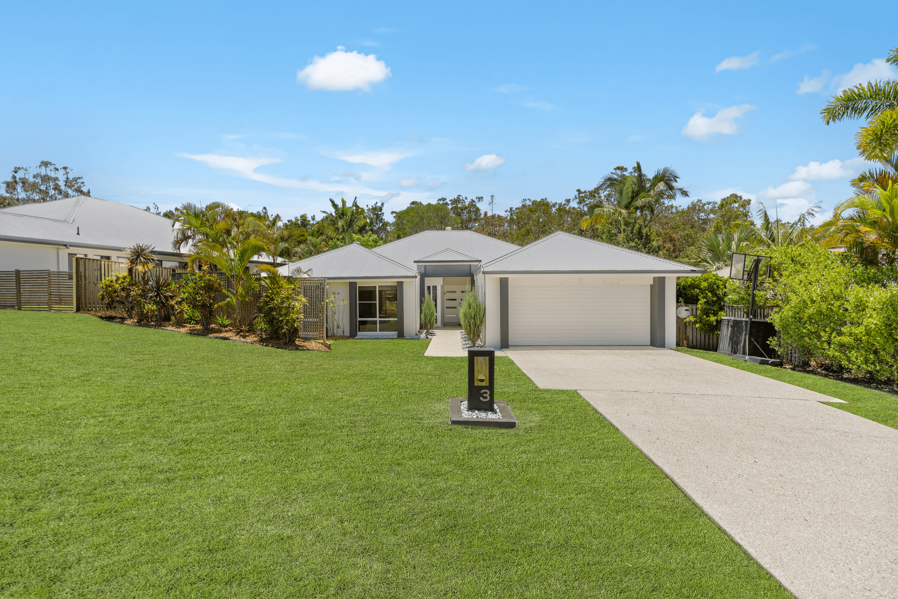 3 First Light Court, COOMERA WATERS, QLD 4209